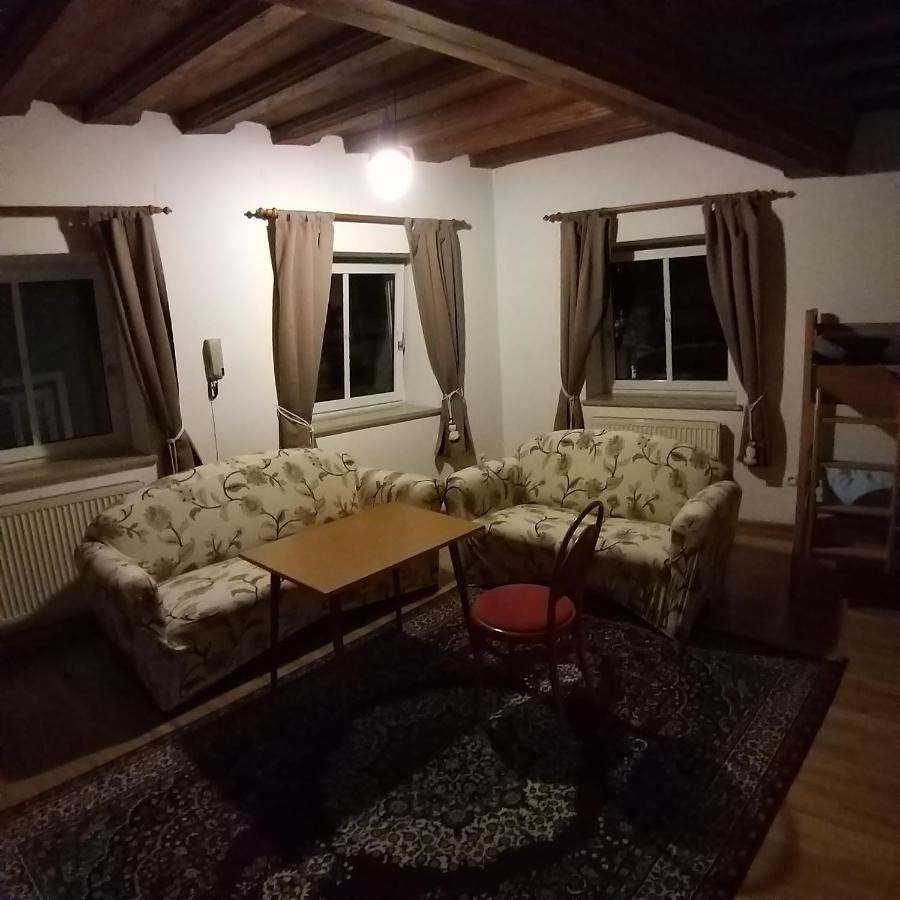 Apartment In Historic Town House Gmunden Eksteriør bilde